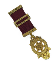 Load image into Gallery viewer, Royal Arch Principals Breast Jewel