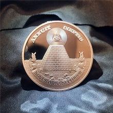 Load image into Gallery viewer, Masonic Challenge Coin Gold/Silver Coin with Pyramid Freemason with All-seeing Eye Masonic Coin Collection Souvenir Brotherhood